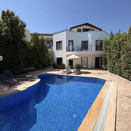 Lycia With Private Pool, Roof Terrace, Bbq Area And Garden * Kas