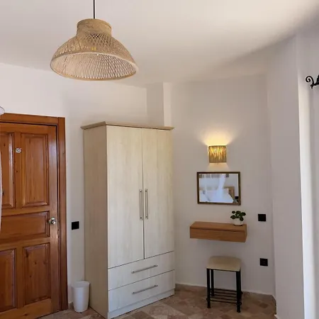 Lycia With Private Pool, Roof Terrace, Bbq Area And Garden Kas