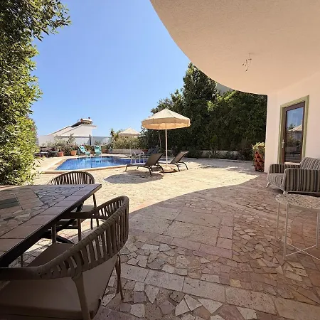Lycia With Private Pool, Roof Terrace, Bbq Area And Garden Вилла *